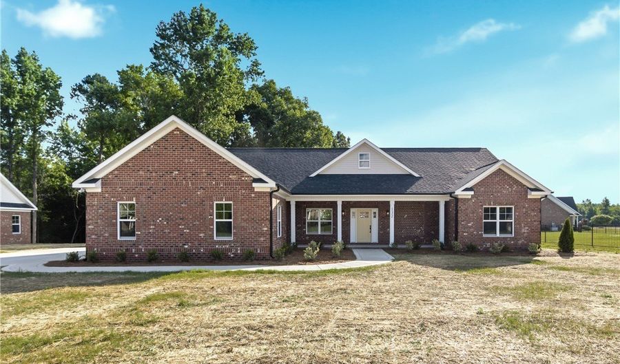 132 Ridge Stone Rd, Autryville, NC 28318 - 3 Beds, 2 Bath
