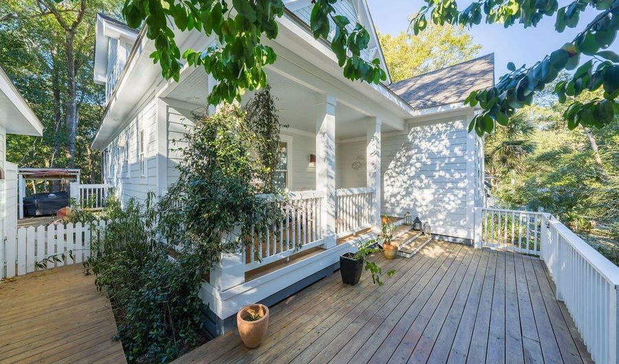 7 Red Bay Ct, Bald Head Island, NC 28461 - 5 Beds, 5 Bath