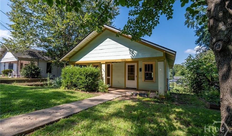 195 Beulah Ave, Athens, GA 30601 - 2 Beds, 1 Bath