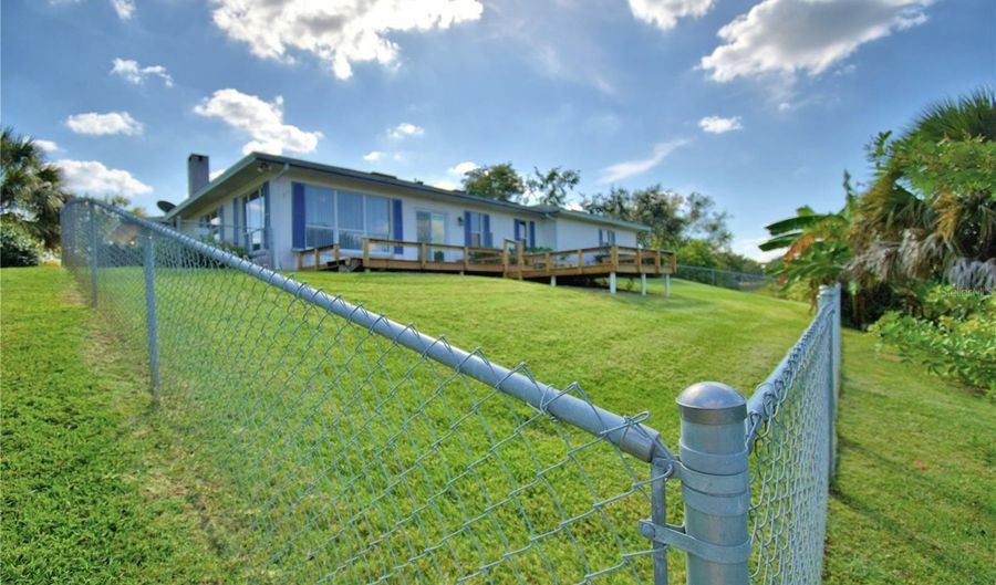 820 E MANN Rd, Bartow, FL 33830 - 3 Beds, 3 Bath