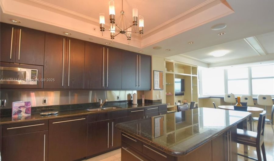 20201 E Country Club Dr 901, Aventura, FL 33180 - 4 Beds, 5 Bath