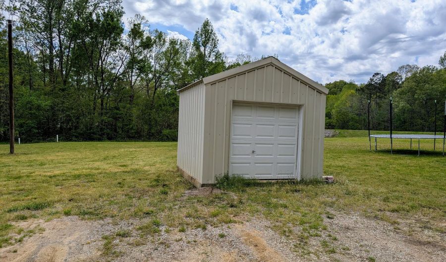 1600 Meeks Loop, Adamsville, TN 38310 - 3 Beds, 2 Bath