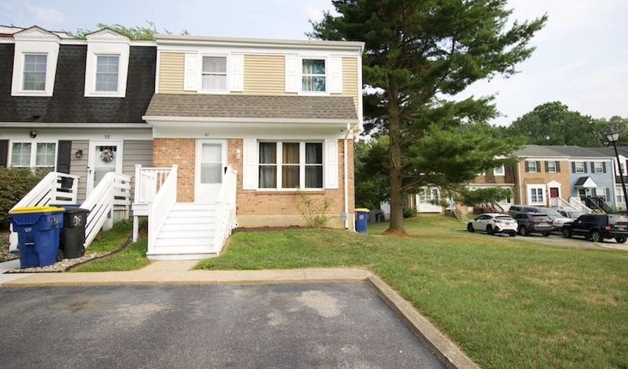 42 HERITAGE Dr, Dover, DE 19904 - 3 Beds, 3 Bath