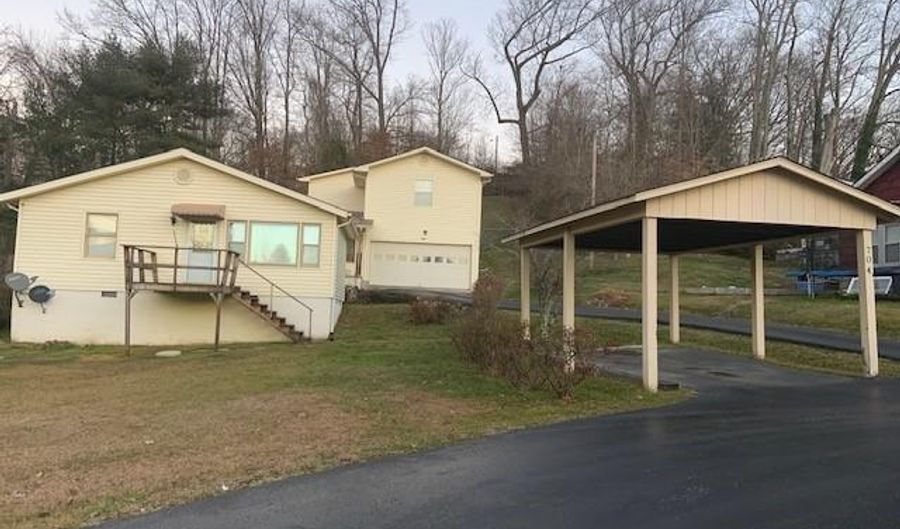 704 N 25th St St, Middlesboro, KY 40965 - 3 Beds, 3 Bath