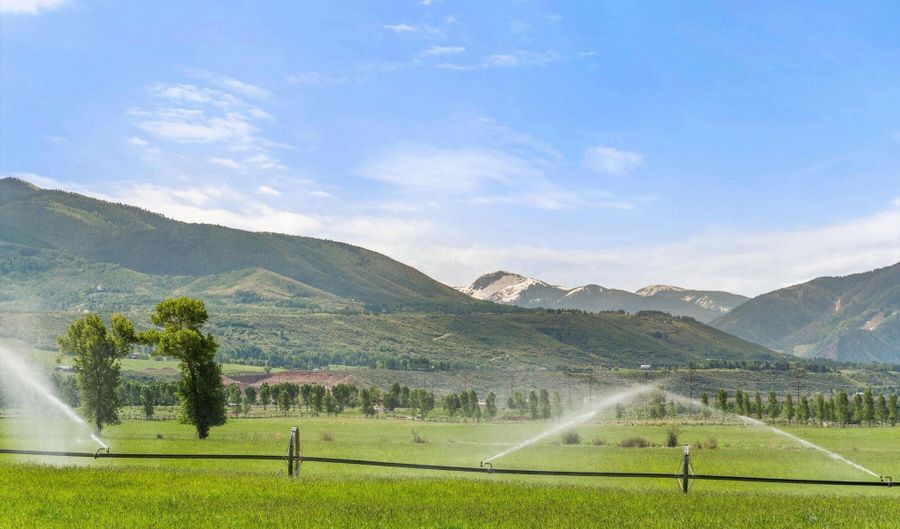 295 Aspen Valley Ranch Rd, Woody Creek, CO 81656 - 5 Beds, 6 Bath