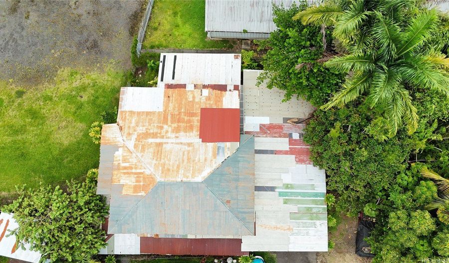 82 Hoku St D, Hilo, HI 96720 - 9 Beds, 3 Bath