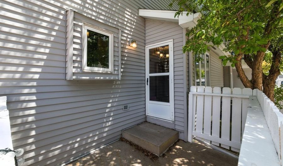 207 CARLSON St, Cheyenne, WY 82009 - 3 Beds, 2 Bath