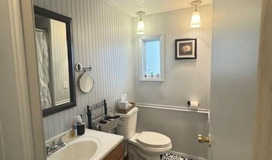164 CHESTNUT, Barnegat, NJ 08005 - 2 Beds, 1 Bath