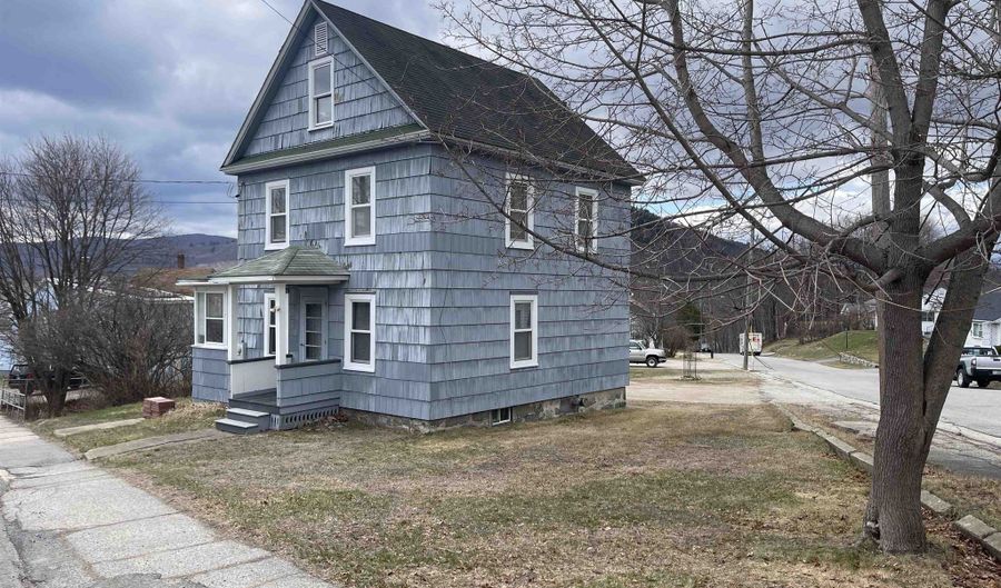 60 Cedar St, Berlin, NH 03570 - 3 Beds, 1 Bath