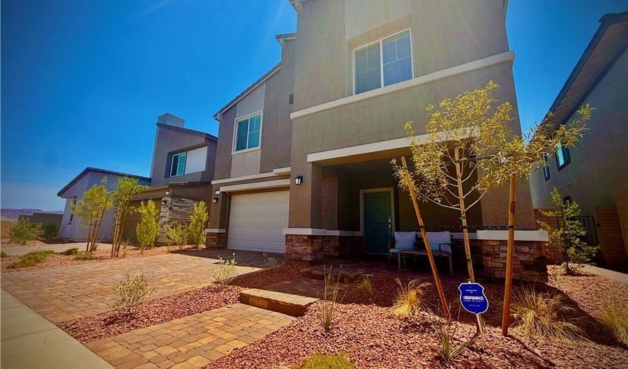 137 Rohan Crest Ave, Henderson, NV 89011 - 3 Beds, 2 Bath