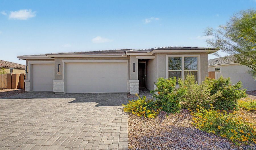2069 E BROOKLYN Dr, Casa Grande, AZ 85122 - 4 Beds, 3 Bath