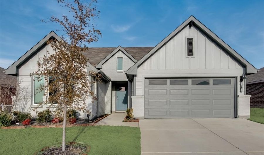 1508 Forest Park Dr, Alvarado, TX 76009 - 4 Beds, 2 Bath
