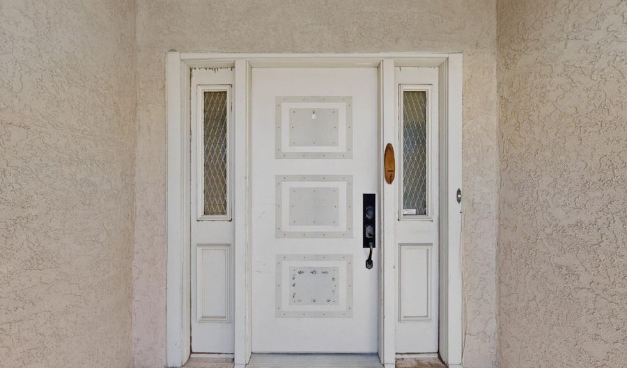 51 Smoke Rise Trl, Belen, NM 87002 - 2 Beds, 2 Bath