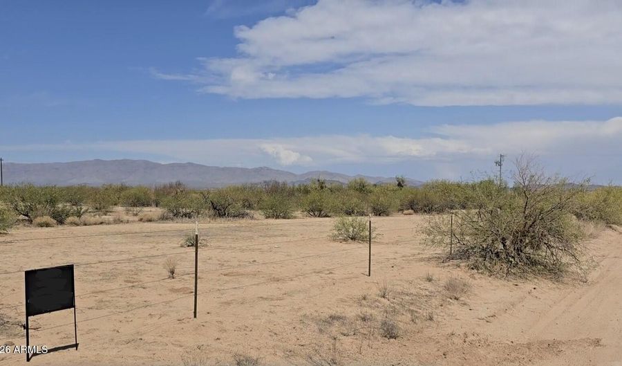 495 XX N 527th Dr, Aguila, AZ 85320 - 0 Beds, 0 Bath