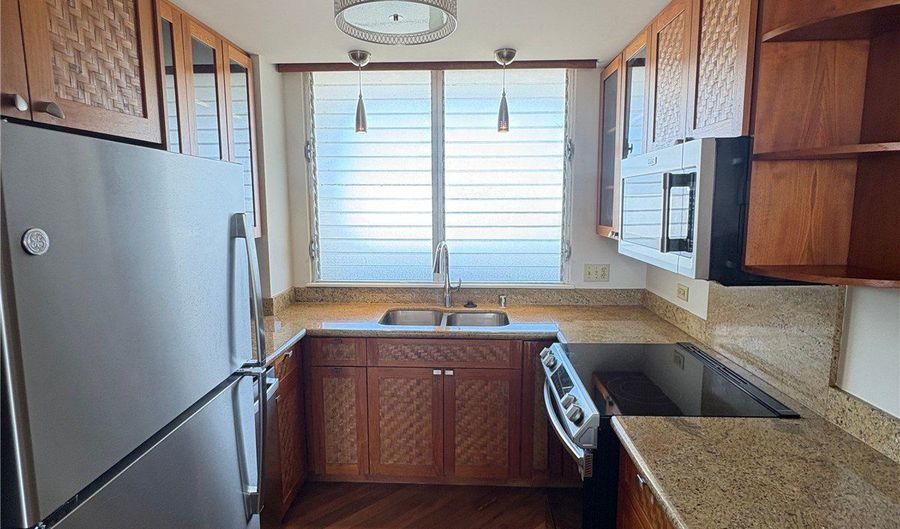 1212 Punahou St 3303, Honolulu, HI 96826 - 2 Beds, 2 Bath