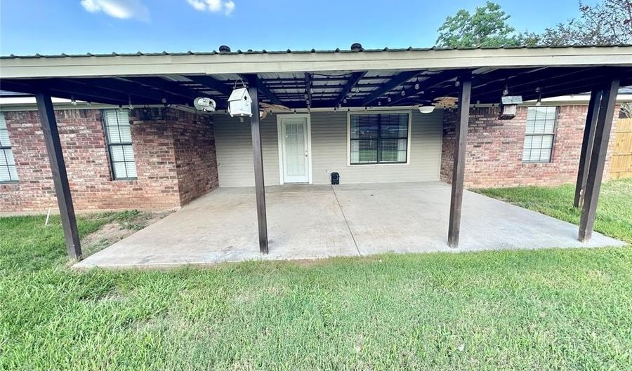 1916 Palmetto Rd, Benton, LA 71006 - 3 Beds, 2 Bath