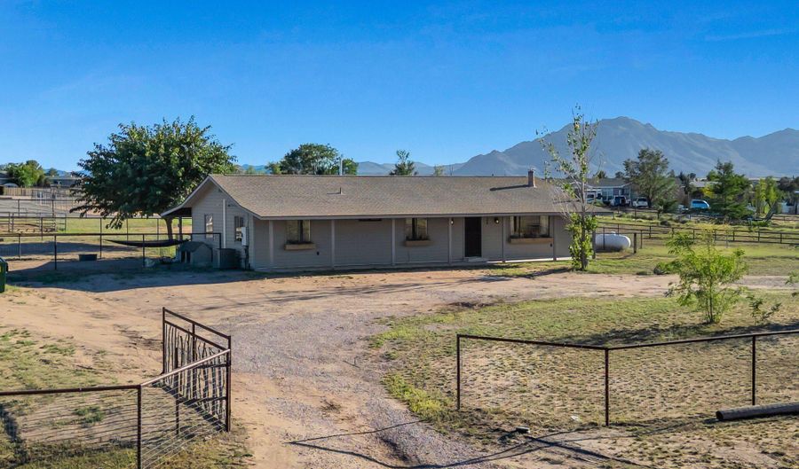 1155 W Justray Ranch Rd, Chino Valley, AZ 86323 - 3 Beds, 2 Bath