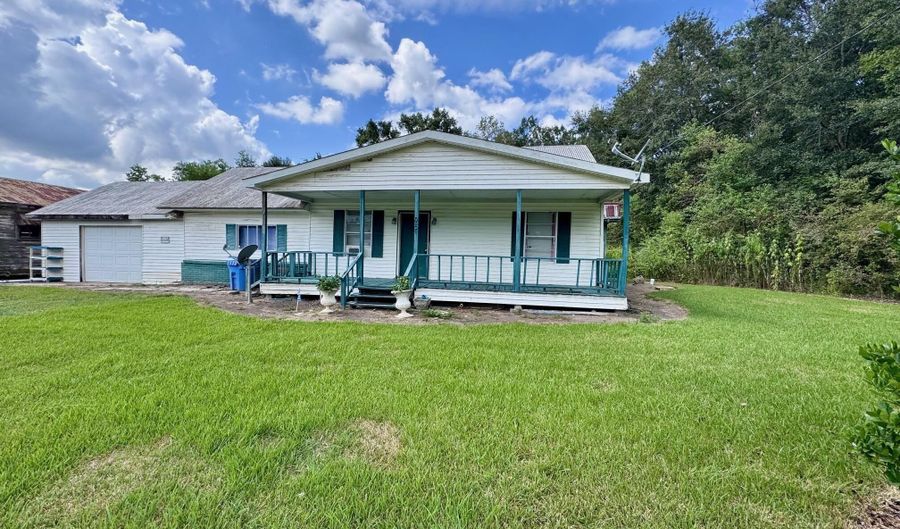 959 Chitimacha Trl, Baldwin, LA 70514 - 2 Beds, 2 Bath