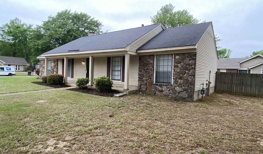 7136 DEVINE, Bartlett, TN 38133 - 3 Beds, 2 Bath