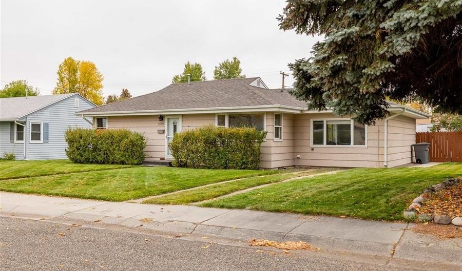 2026 Shoshoni Trl N, Cody, WY 82414 - 2 Beds, 1 Bath