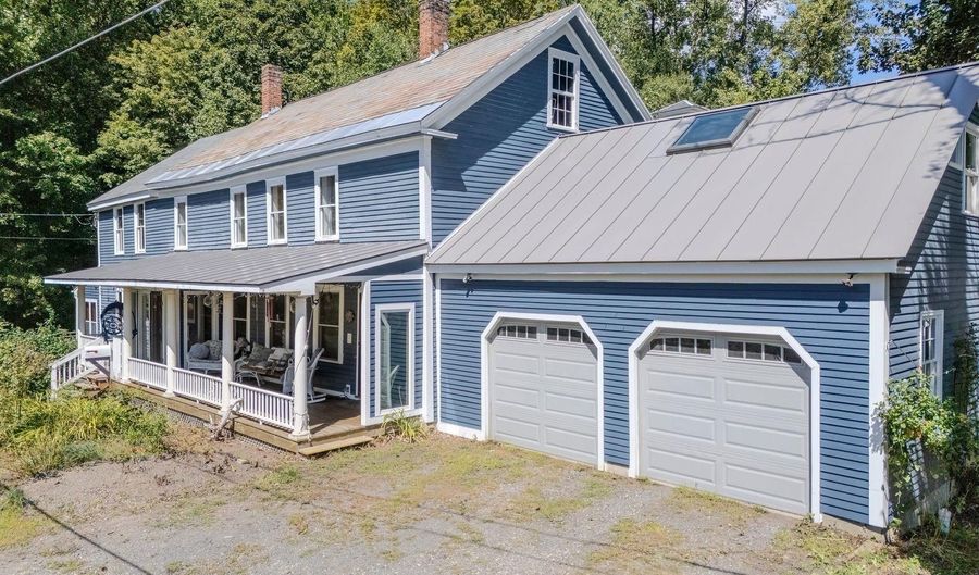 76 Spruce St, Brattleboro, VT 05301 - 4 Beds, 3 Bath