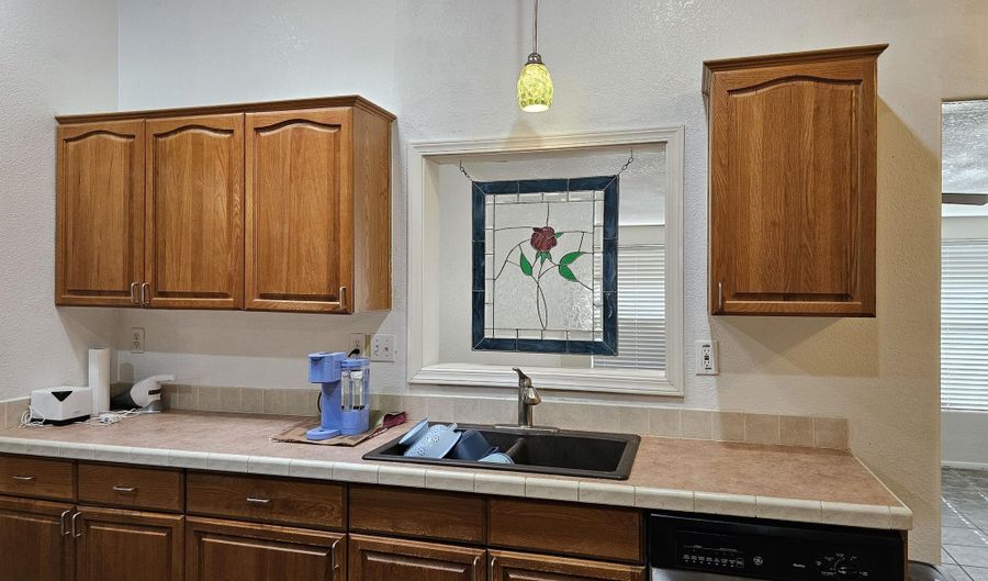 421 S Dakota Dr, Camp Verde, AZ 86322 - 3 Beds, 2 Bath