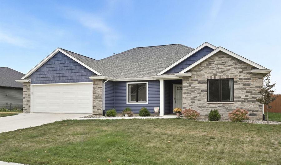 1603 Hickory Holw, Auburn, IN 46706 - 3 Beds, 2 Bath