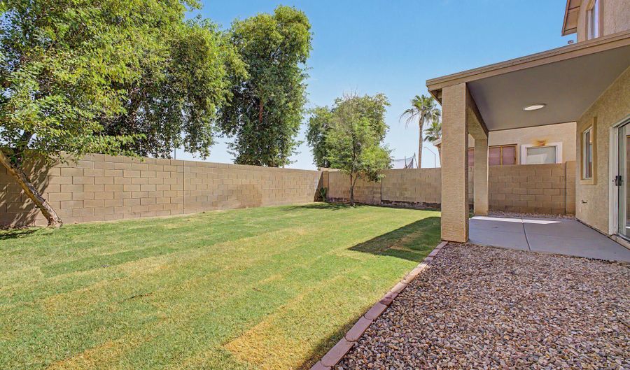 12010 W BELMONT Dr, Avondale, AZ 85323 - 4 Beds, 3 Bath