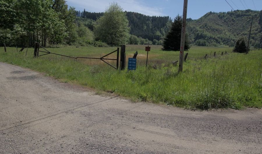 18140 Highway 36, Blachly, OR 97412 - 5 Beds, 3 Bath