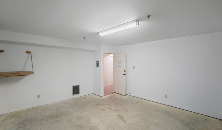 4990 SENTINEL Dr 16-6, Bethesda, MD 20816 - 0 Beds, 0 Bath