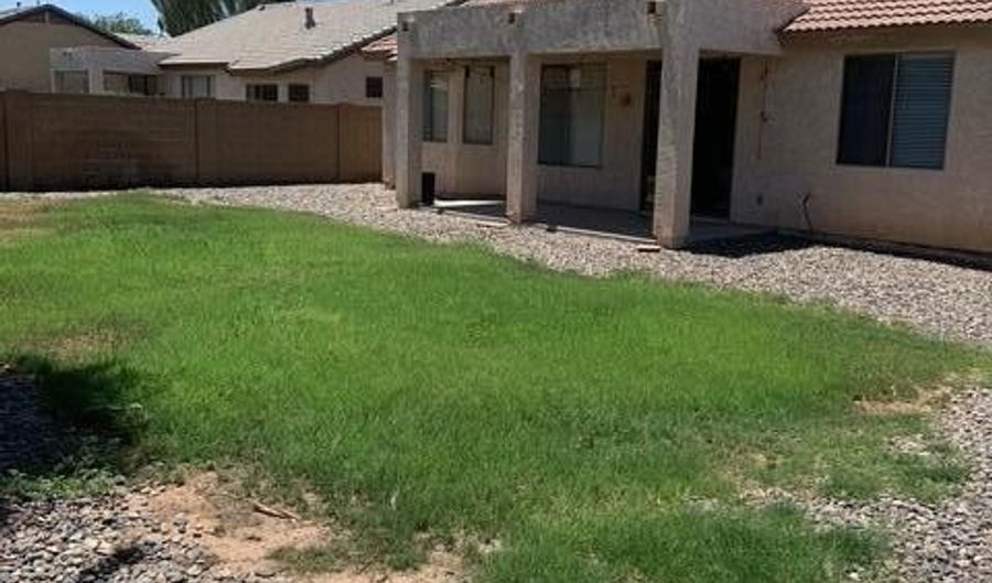 575 S NEWPORT St, Chandler, AZ 85225 - 3 Beds, 2 Bath