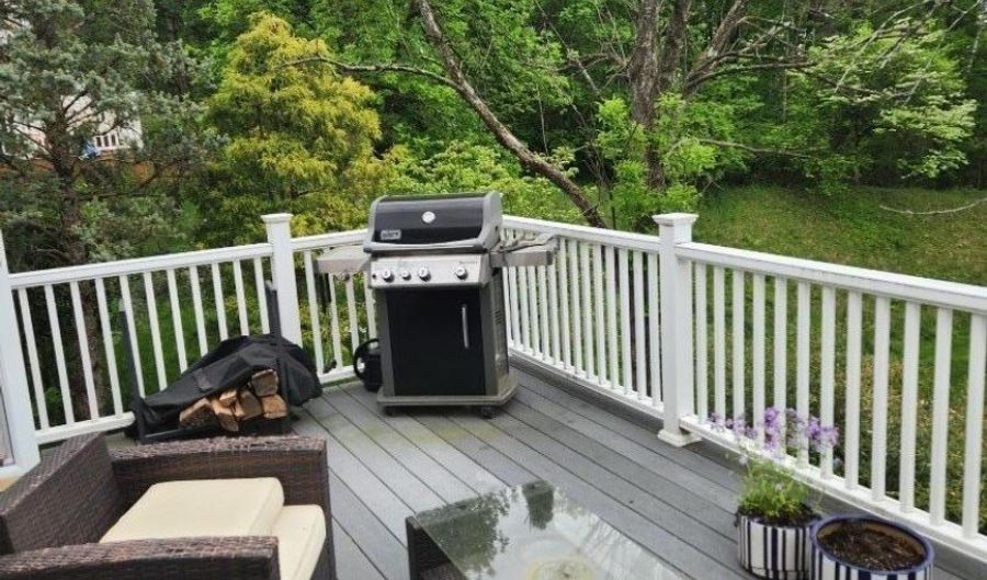 344 Wren Ln, Bedminster, NJ 07921 - 2 Beds, 2 Bath