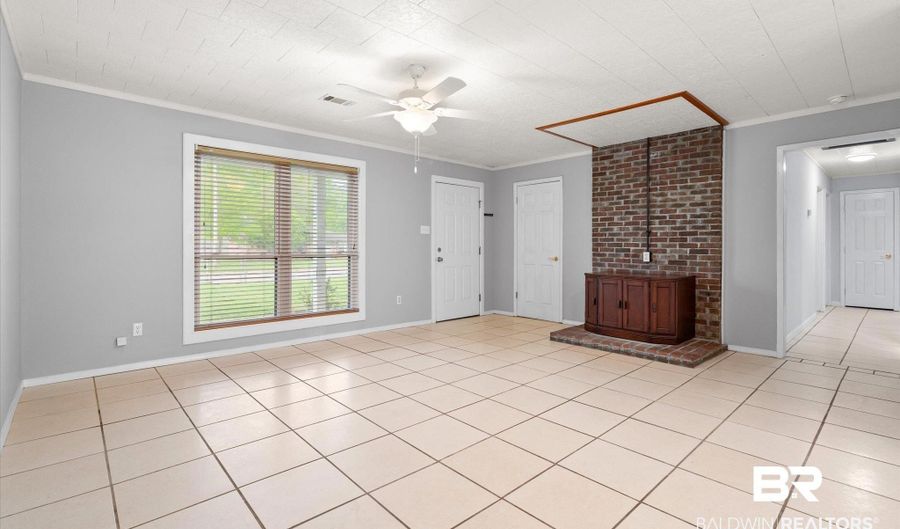 6 Morgan Cir, Bay Minette, AL 36507 - 3 Beds, 2 Bath