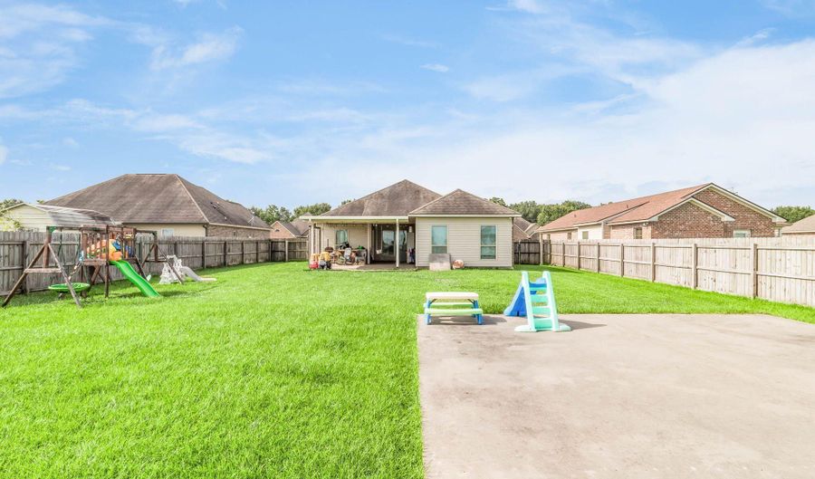 8942 Rue Blanc, Abbeville, LA 70510 - 3 Beds, 2 Bath