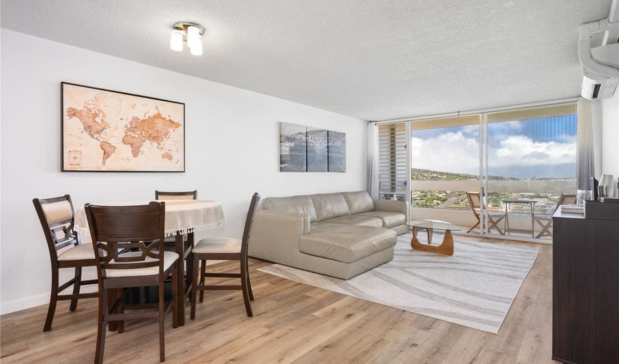 1212 Punahou St 2702, Honolulu, HI 96826 - 1 Beds, 1 Bath