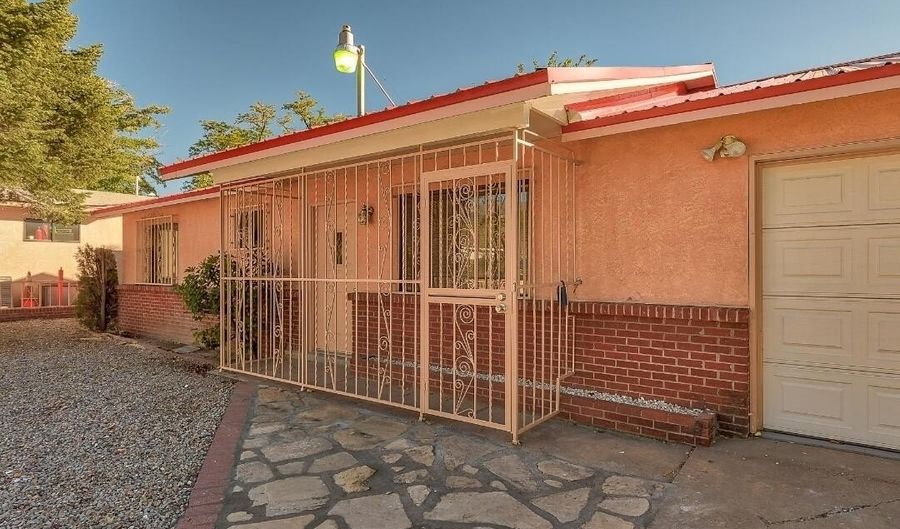 12608 Cloudview Ave NE, Albuquerque, NM 87123 - 3 Beds, 2 Bath