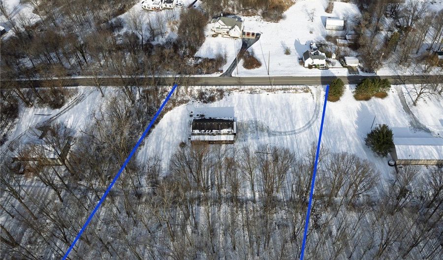 48903 N Ridge Rd, Amherst, OH 44001 - 6 Beds, 4 Bath