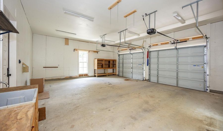 818 Park Blvd, Baton Rouge, LA 70806 - 4 Beds, 4 Bath