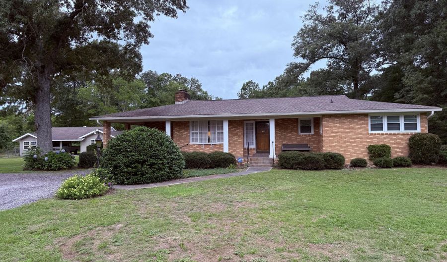 11565 S Carolina Hwy 3, Barnwell, SC 29812 - 3 Beds, 3 Bath