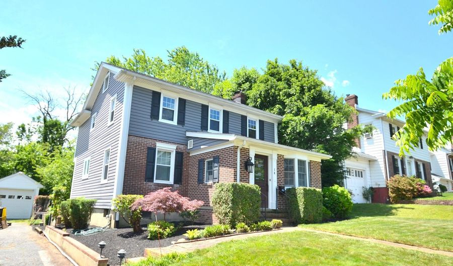 14 HILLSIDE Rd, Claymont, DE 19703 - 4 Beds, 3 Bath
