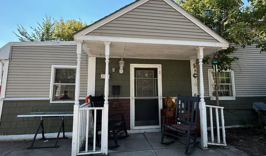 17 Convent Sq, Burlington, VT 05401 - 3 Beds, 1 Bath