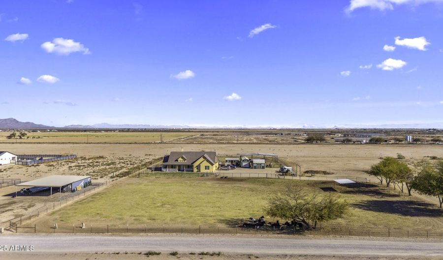 242 S BETHANY Pl, Casa Grande, AZ 85194 - 4 Beds, 2 Bath