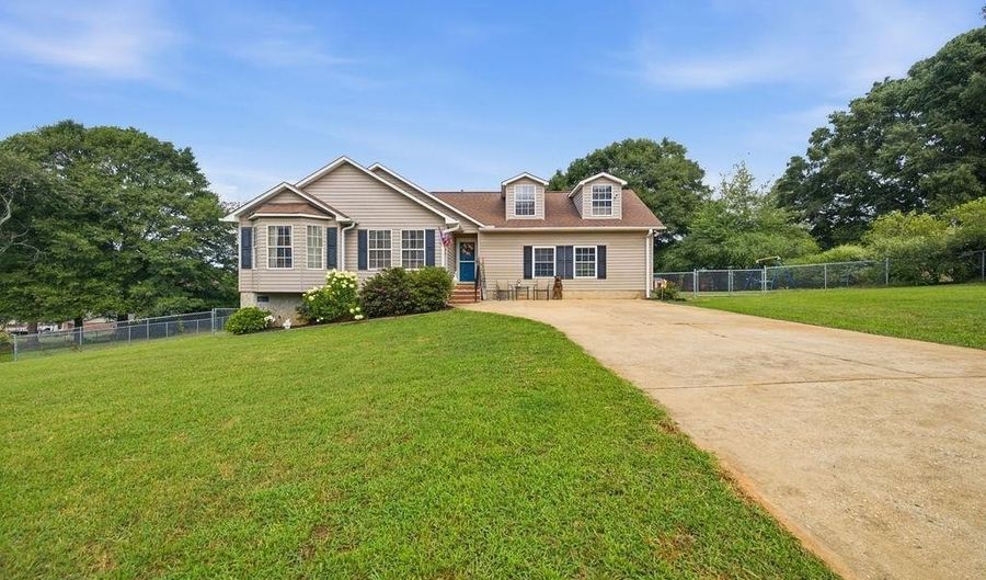 204 Sussex Way, Anderson, SC 29625 - 3 Beds, 2 Bath