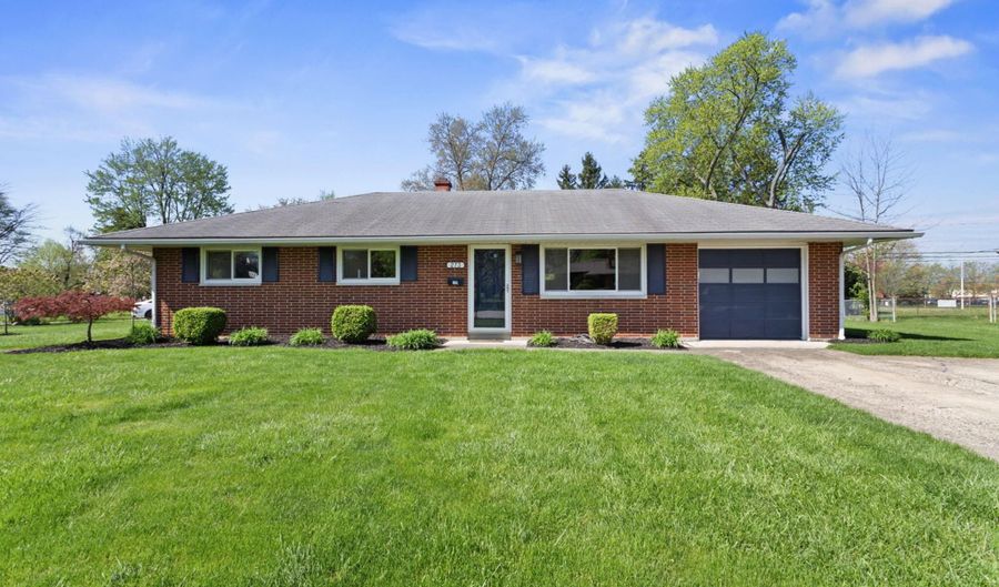 273 Cheyenne Ct, Westerville, OH 43081 - 3 Beds, 2 Bath