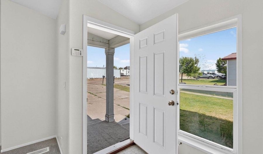 420 Johnson St, American Falls, ID 83211 - 3 Beds, 2 Bath