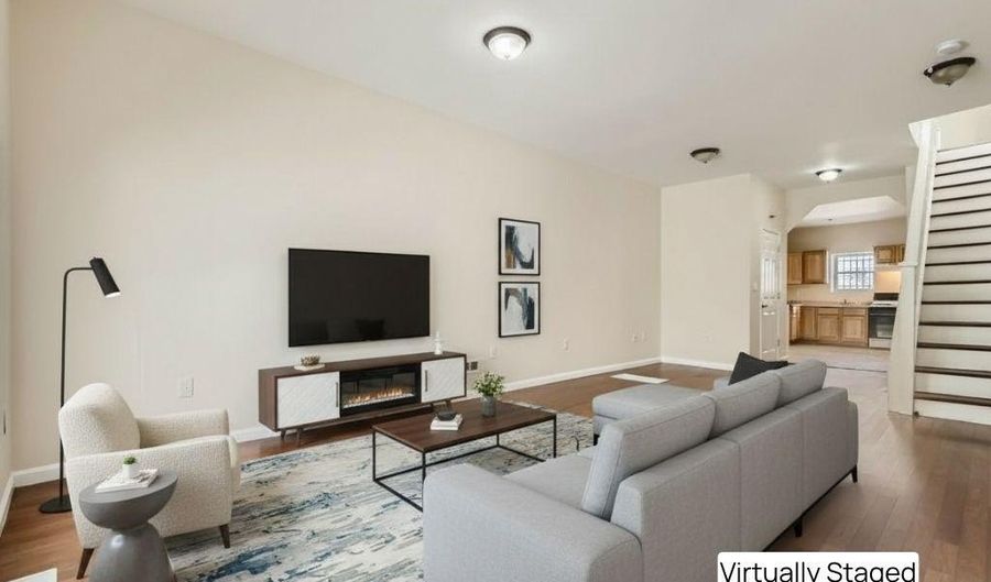 2316 E MADISON St, Baltimore, MD 21205 - 3 Beds, 2 Bath