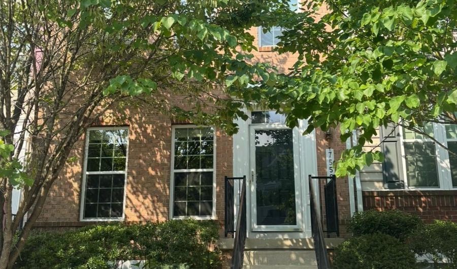 7558 WILLOW BOTTOM Rd, Sykesville, MD 21784 - 3 Beds, 3 Bath