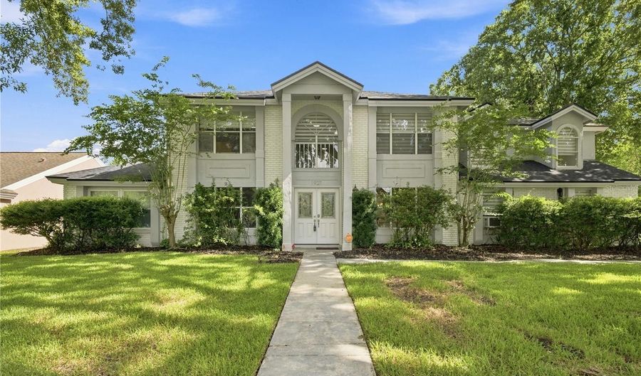 1927 PALM VIEW Dr, Apopka, FL 32712 - 4 Beds, 4 Bath