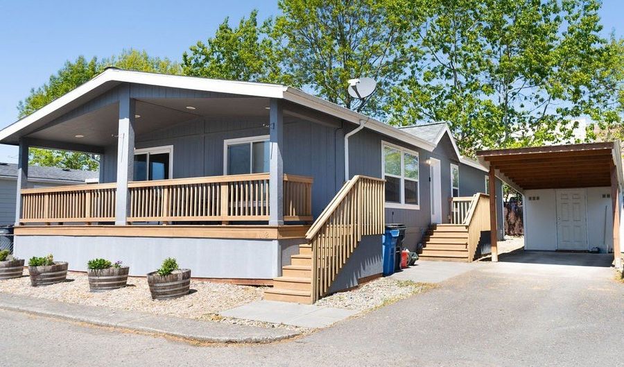 300 SW 7TH Ave 102, Battle Ground, WA 98604 - 2 Beds, 2 Bath