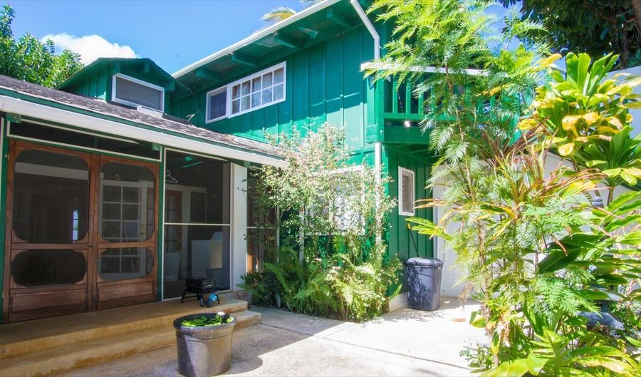 3198 WAWAE Rd, Kalaheo, HI 96741 - 7 Beds, 5 Bath